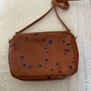 Clare V. Midi Sac - tan with blue splatter paint design - good used condition